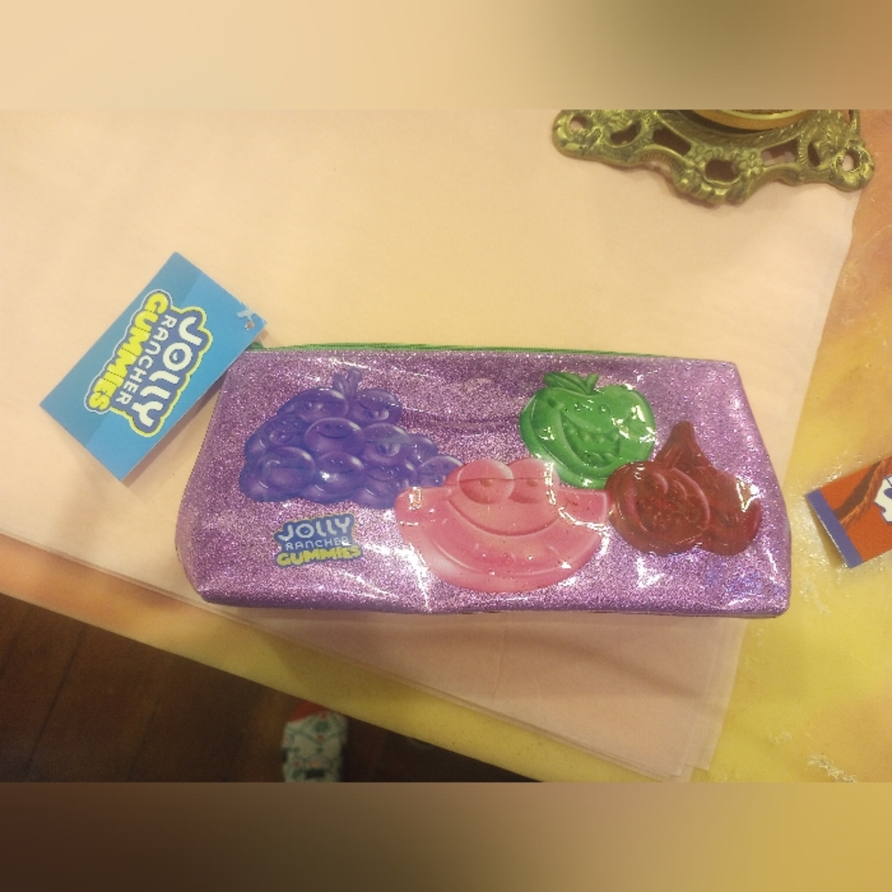 Pencil cases - Picture 5 of 5